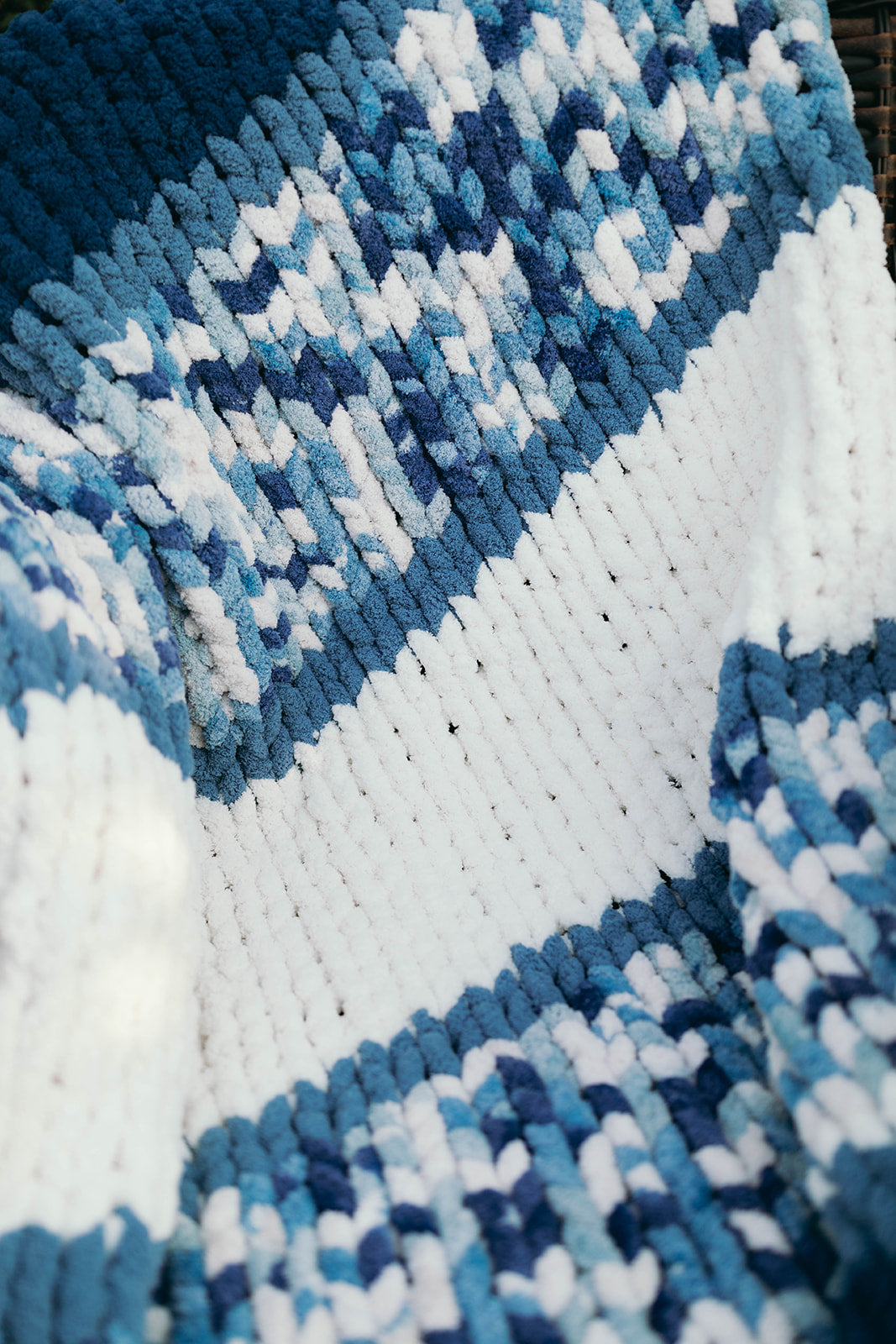Moody Blues Chunky Knit Blanket