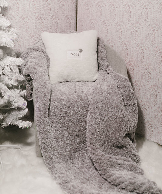 "Noel" Faux Fur Pillow