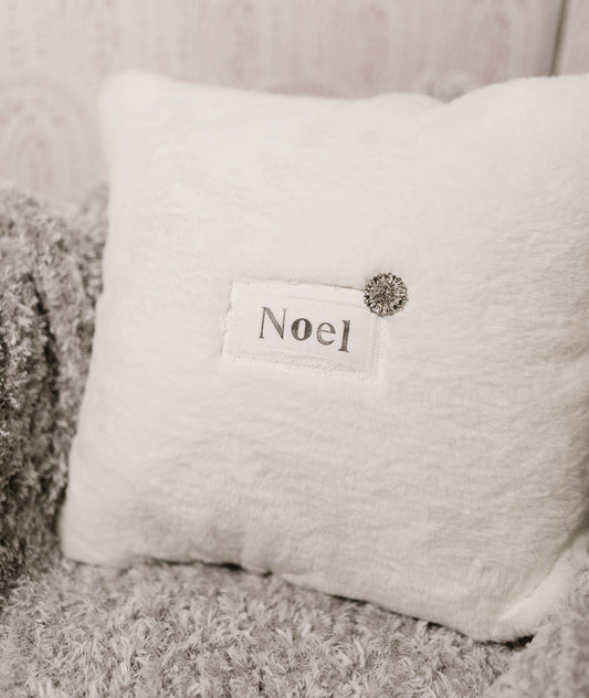 "Noel" Faux Fur Pillow