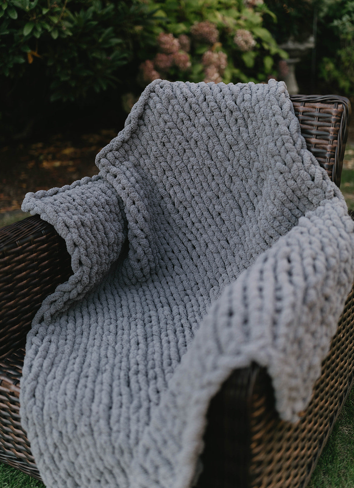 Dark Gray Chunky Knit Blanket