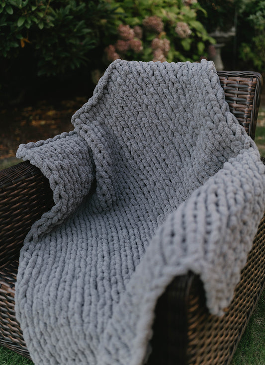 Dark Gray Chunky Knit Blanket
