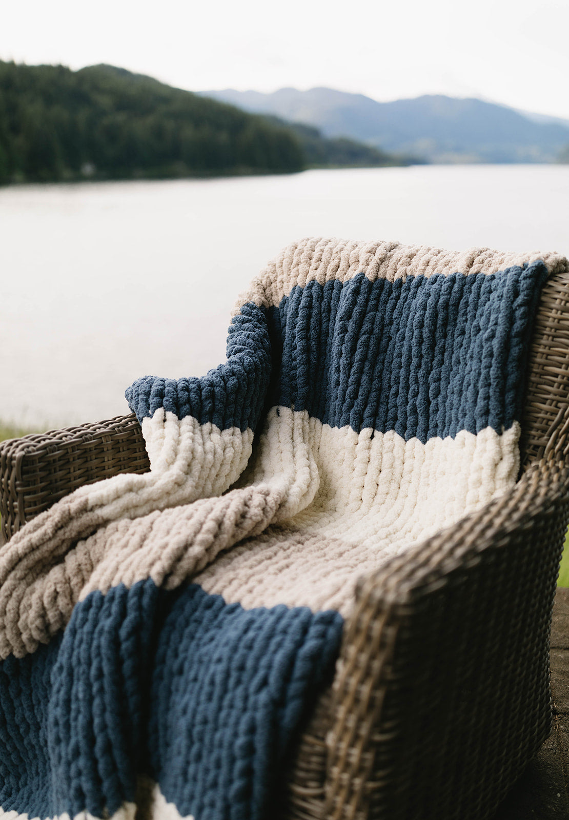 Coastal Dreams Chunky Knit Blanket