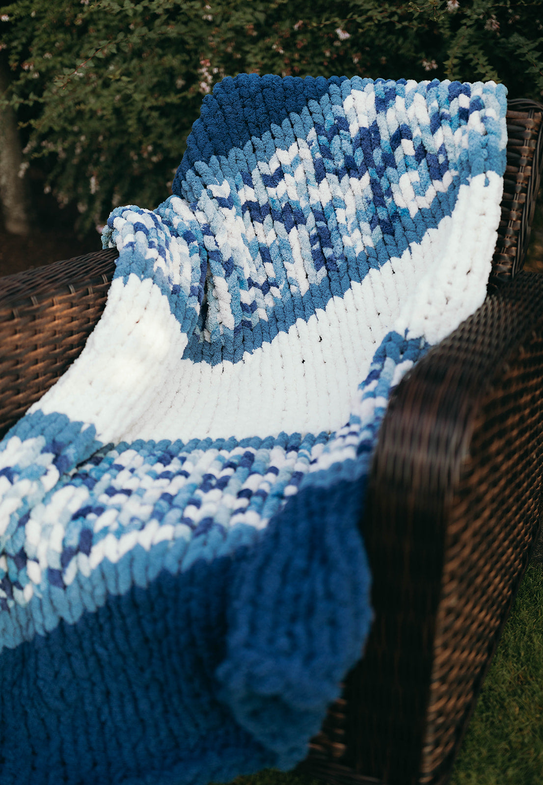 Moody Blues Chunky Knit Blanket