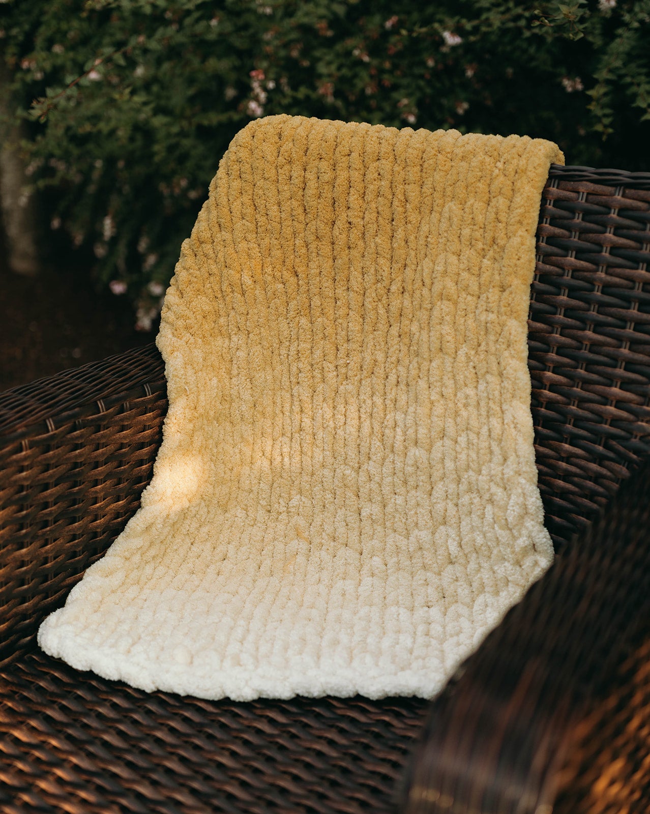 Ombrè Color Phasing Baby Blanket