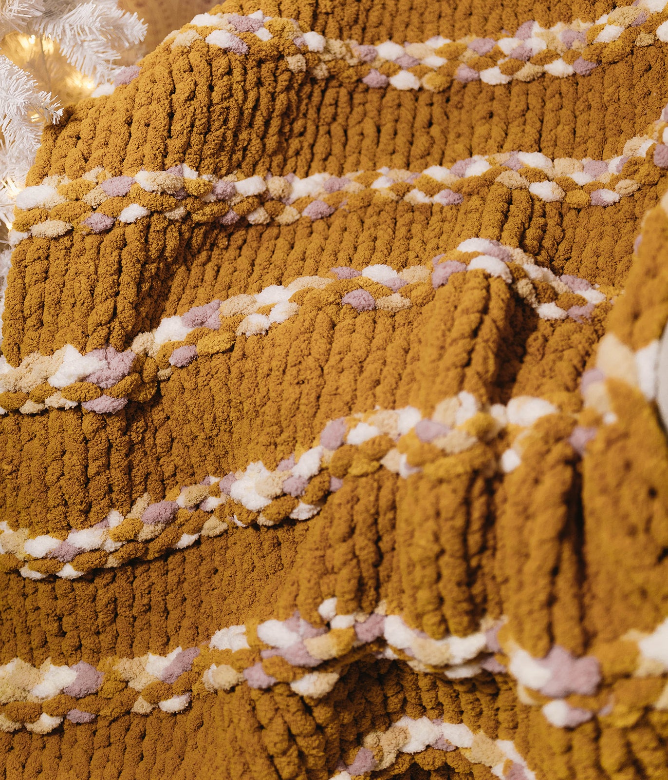 Honey Meadows Chunky Knit Blanket