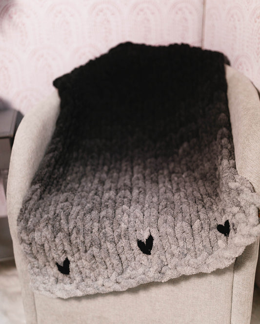 Ombrè Color Phasing Baby Blanket with Hearts
